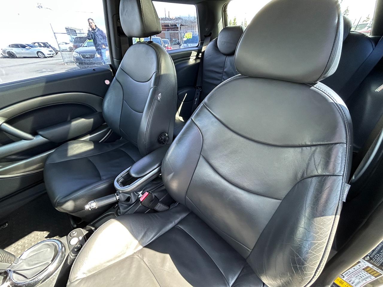 MINI Cooper Hardtop 2dr Cpe S 2006