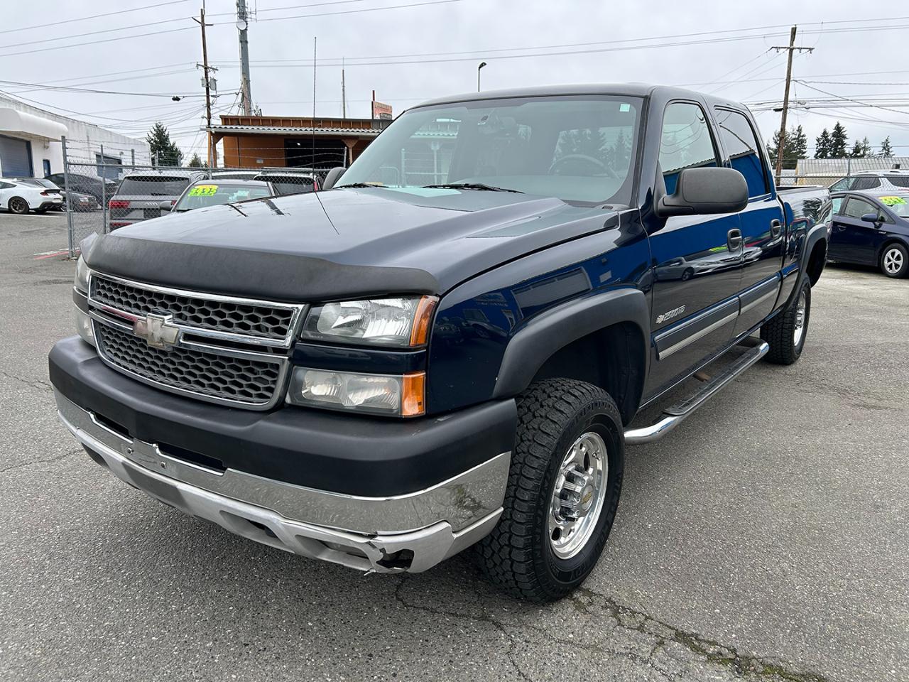 Chevrolet Silverado 2500HD Crew Cab 153" WB 4WD LS 2005