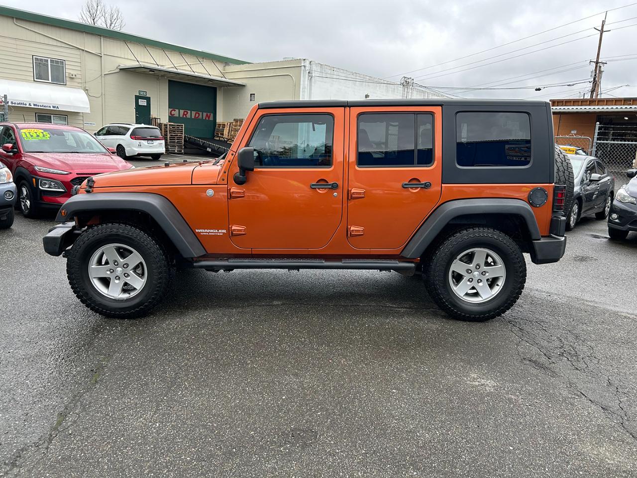 Jeep Wrangler Unlimited 4WD 4dr Rubicon 2010