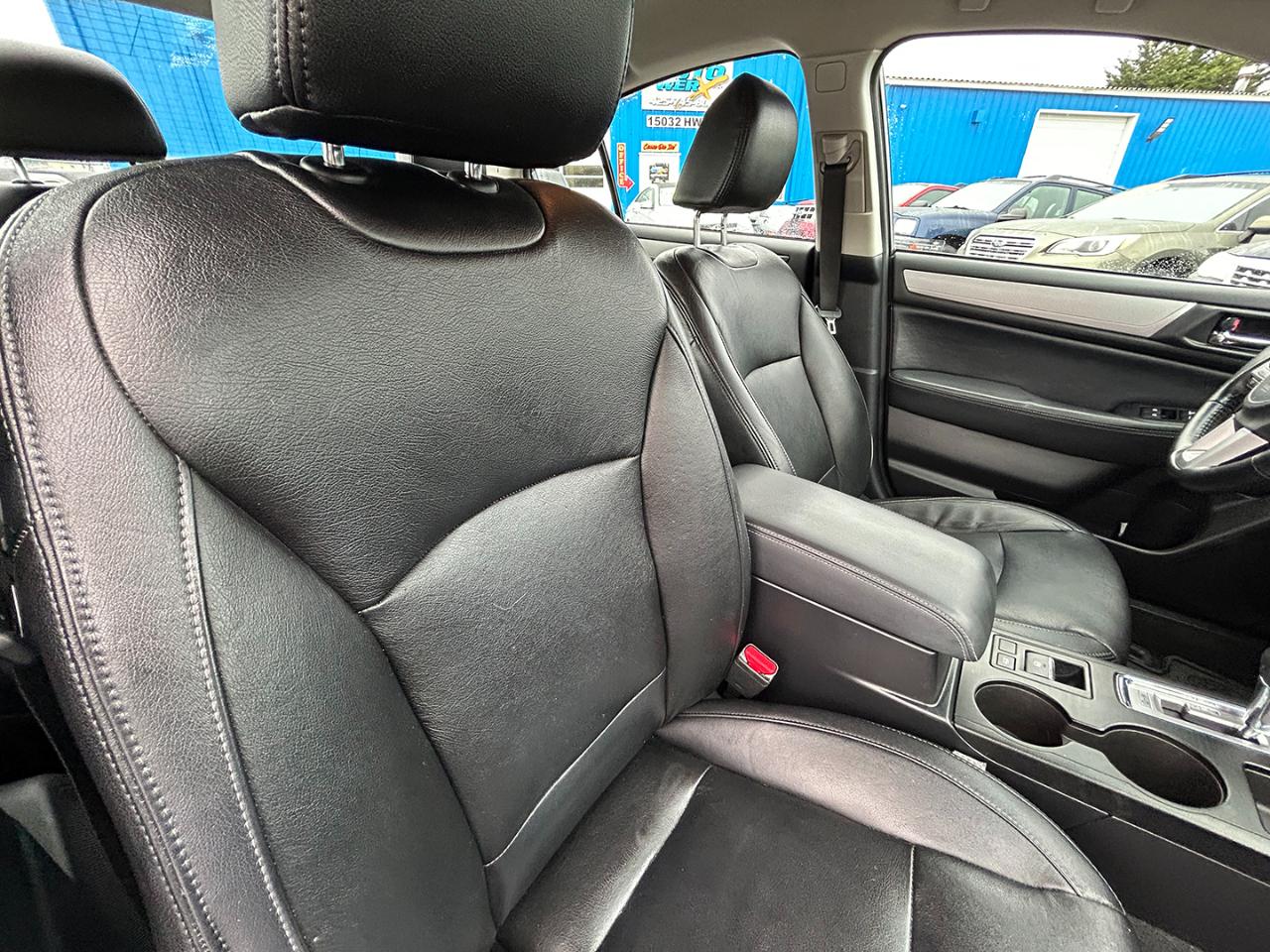 Subaru Legacy 4dr Sdn 2.5i Premium PZEV 2015