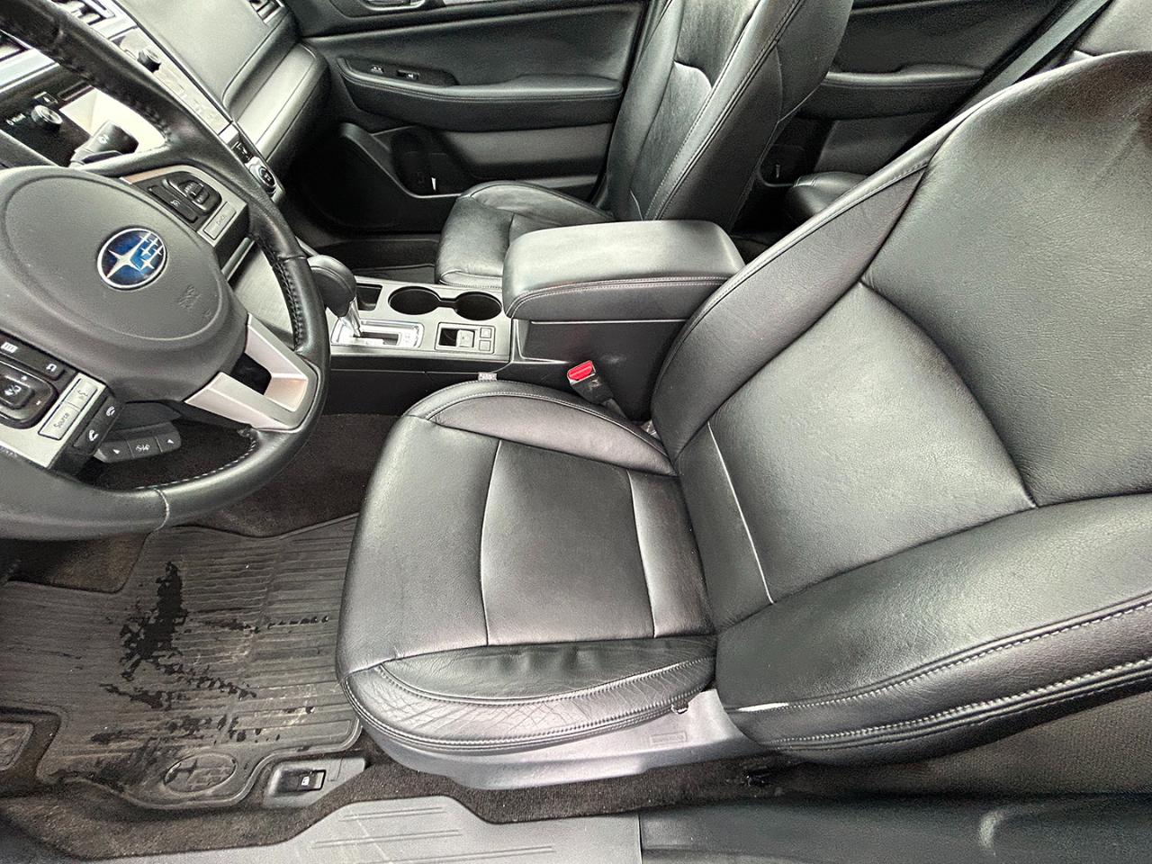 Subaru Legacy 4dr Sdn 2.5i Premium PZEV 2015