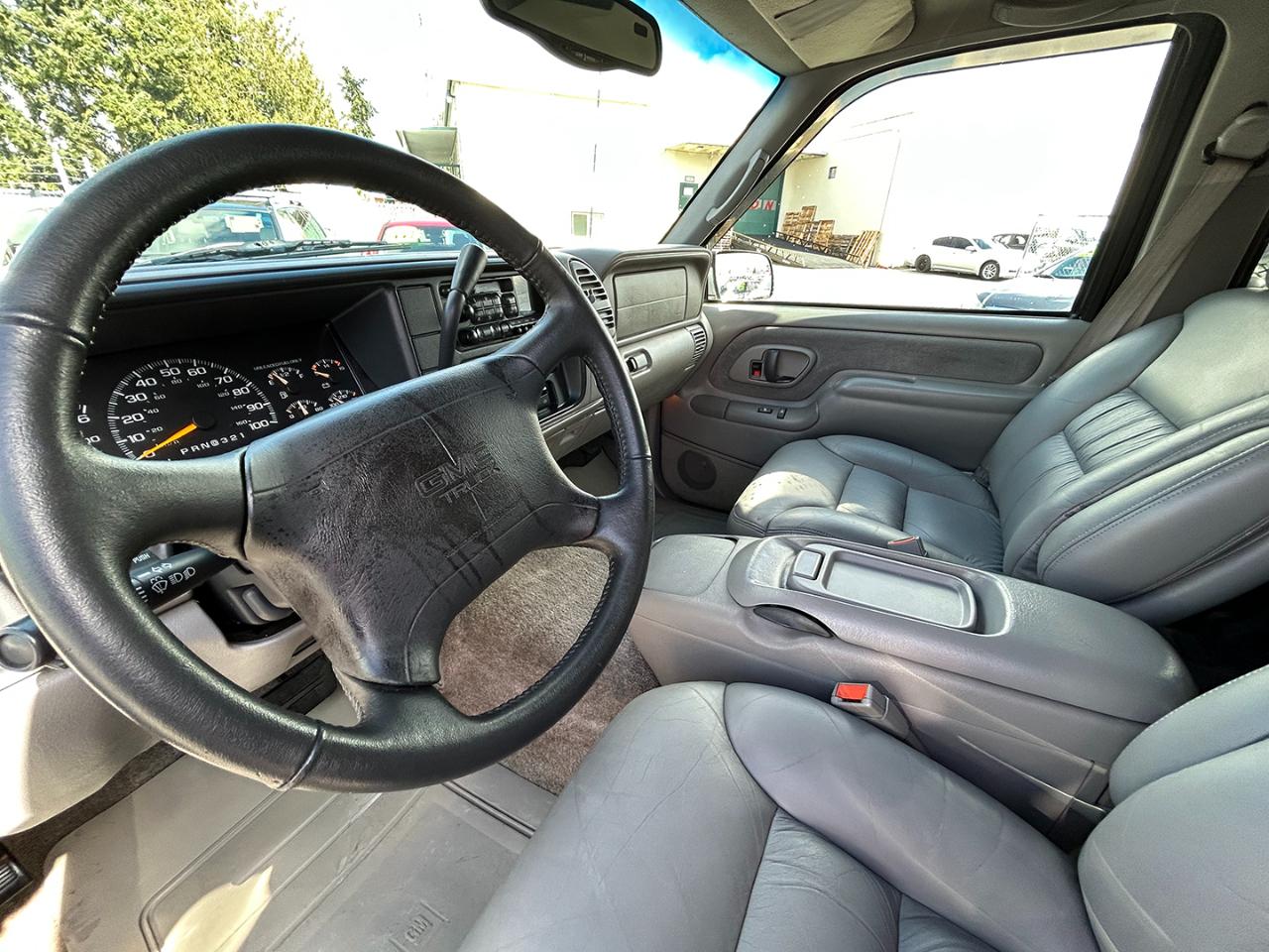 GMC Yukon 1500 4dr 4WD 1997