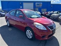 2013 Nissan Versa 