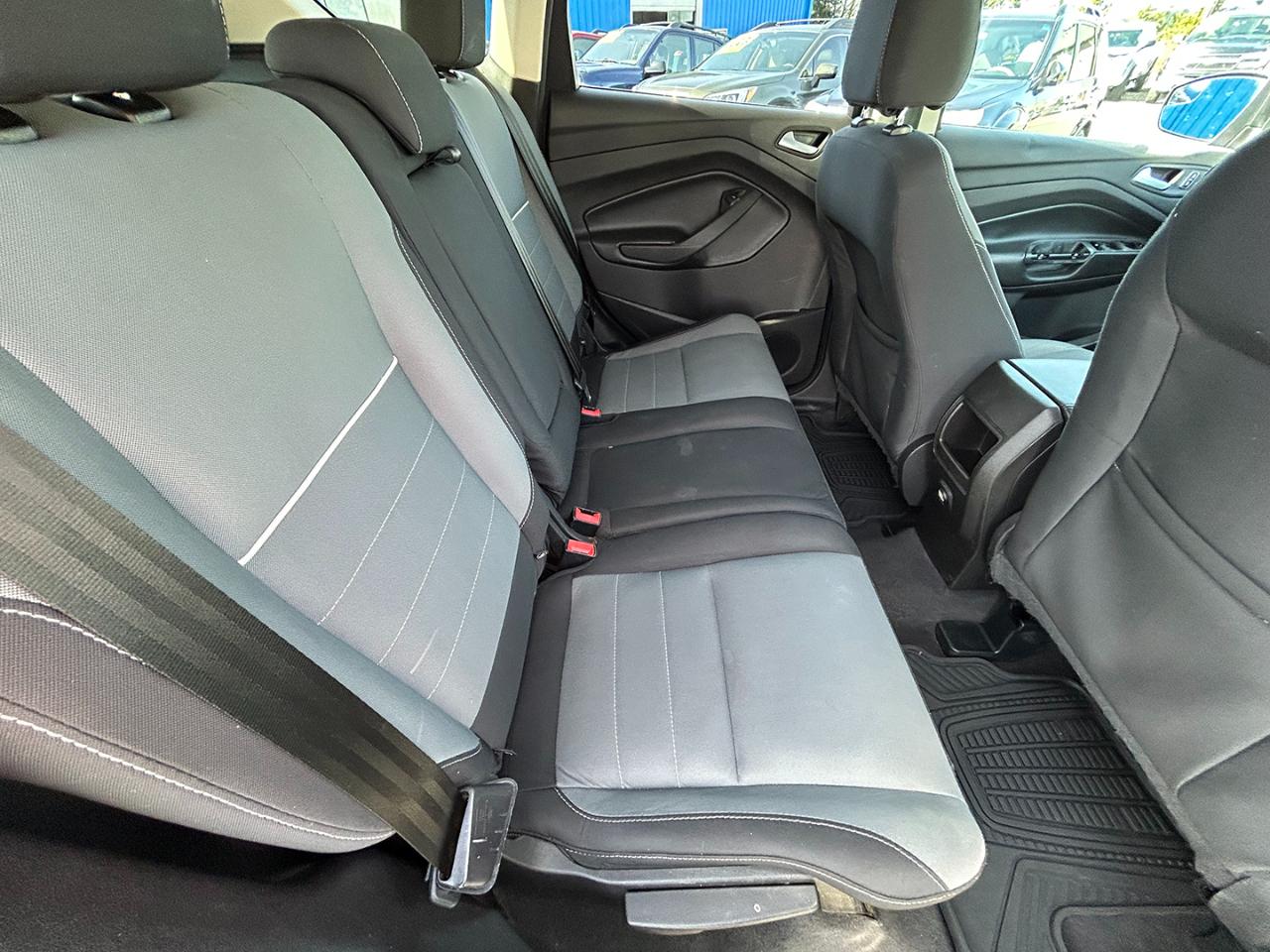 Ford Escape 4WD 4dr SE 2015