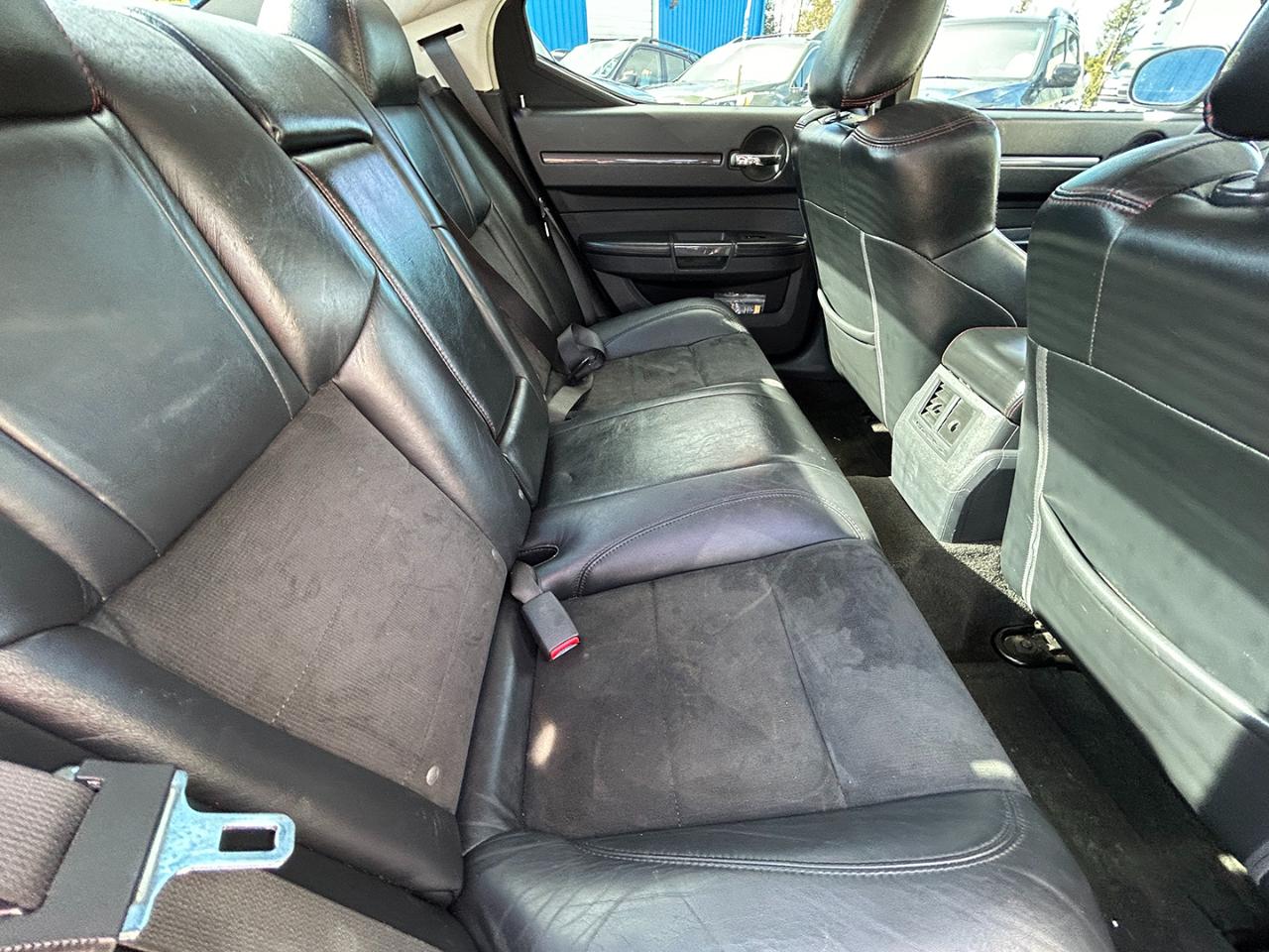 Dodge Charger 4dr Sdn SRT8 RWD 2008