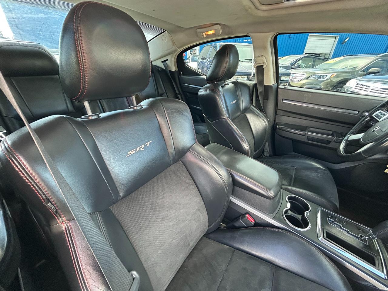 Dodge Charger 4dr Sdn SRT8 RWD 2008