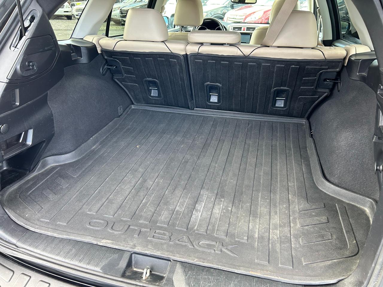 Subaru Outback 4dr Wgn 2.5i Limited 2016