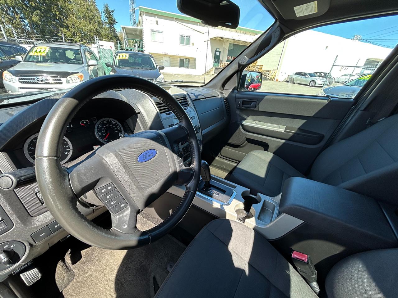 Ford Escape 4WD 4dr XLT 2012