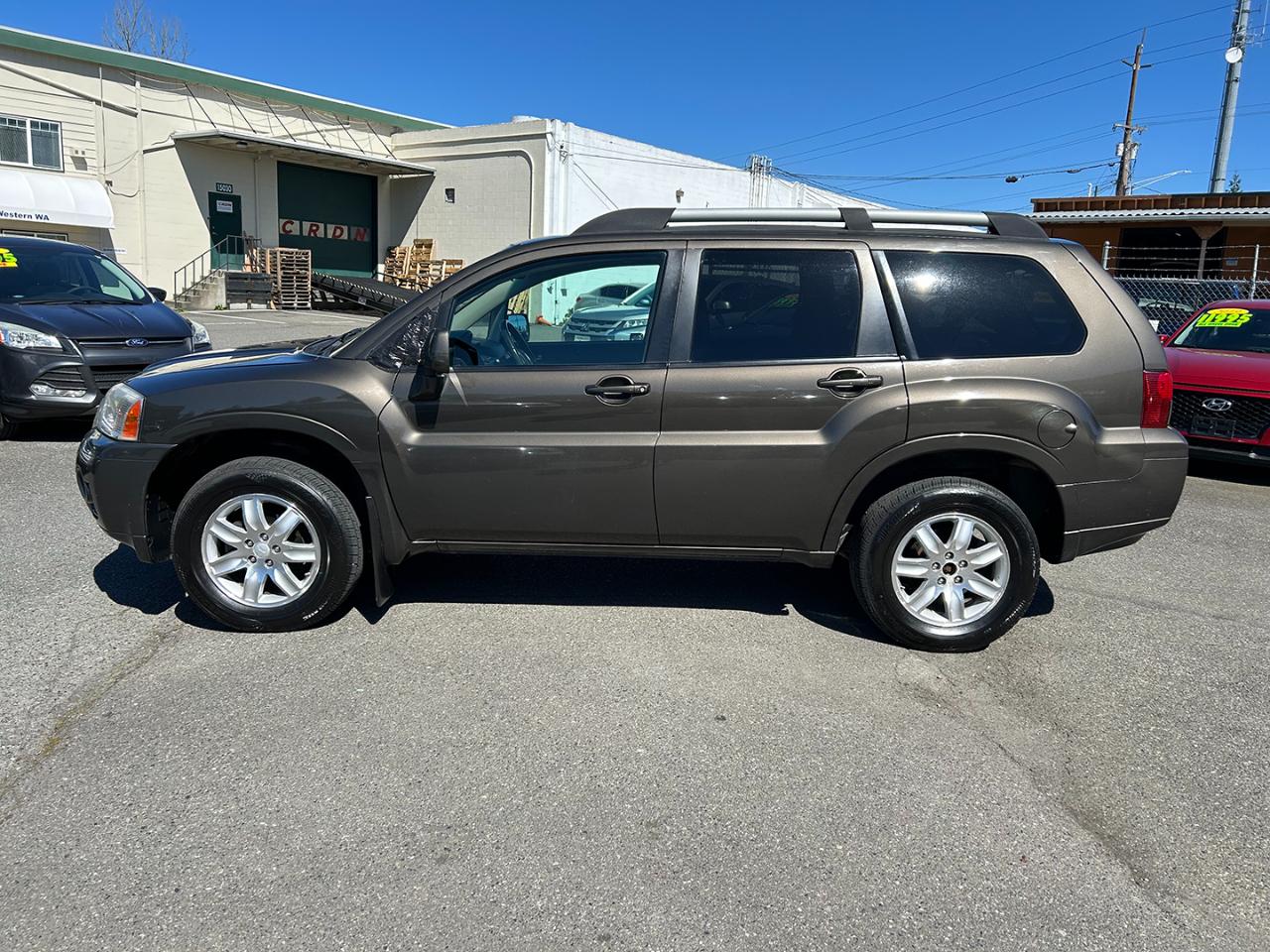 Mitsubishi Endeavor AWD 4dr LS 2011