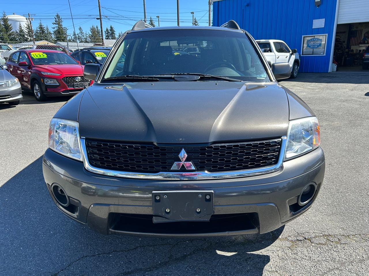 Mitsubishi Endeavor AWD 4dr LS 2011