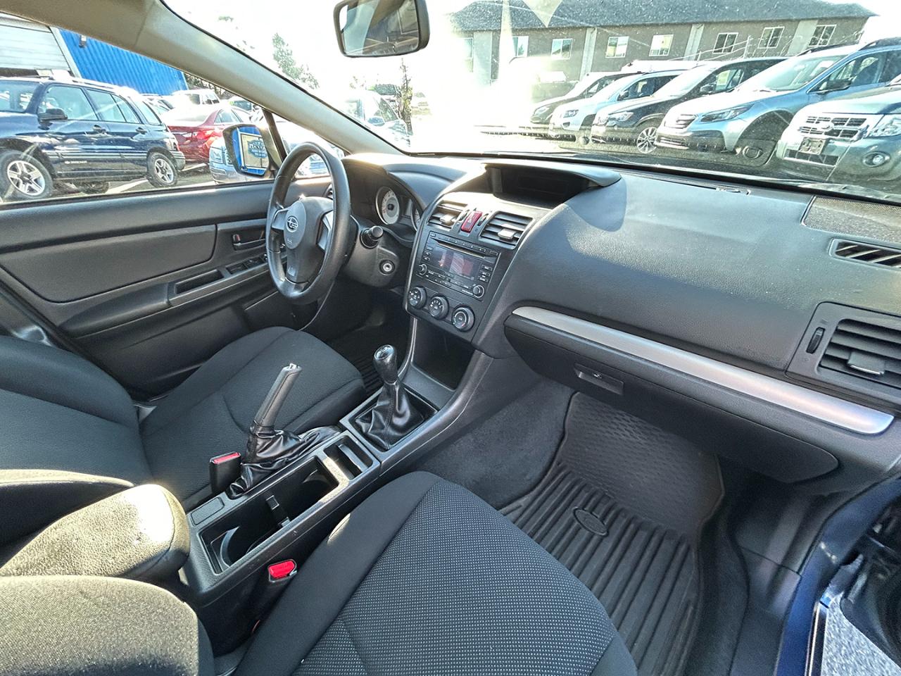 Subaru Impreza Wagon 5dr Man 2.0i 2012
