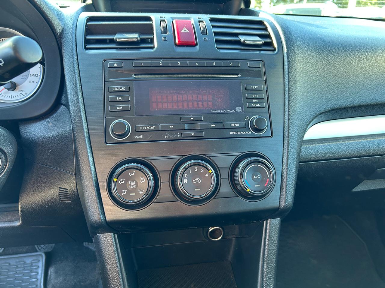 Subaru Impreza Wagon 5dr Man 2.0i 2012