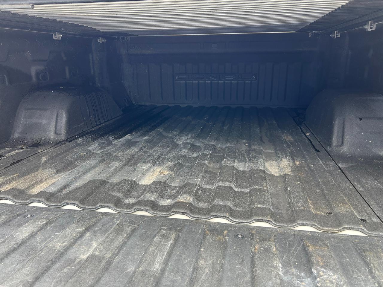 GMC Sierra 1500 4WD Crew Cab 147" Denali 2019