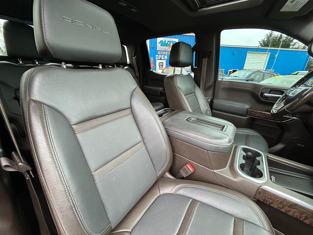 GMC Sierra 1500 4WD Crew Cab 147" Denali 2019