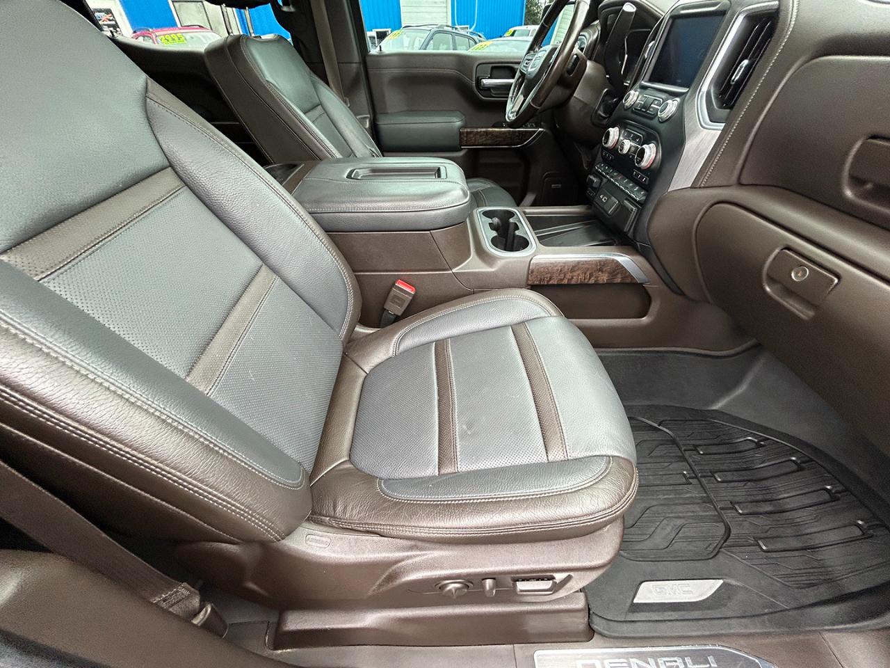 GMC Sierra 1500 4WD Crew Cab 147" Denali 2019