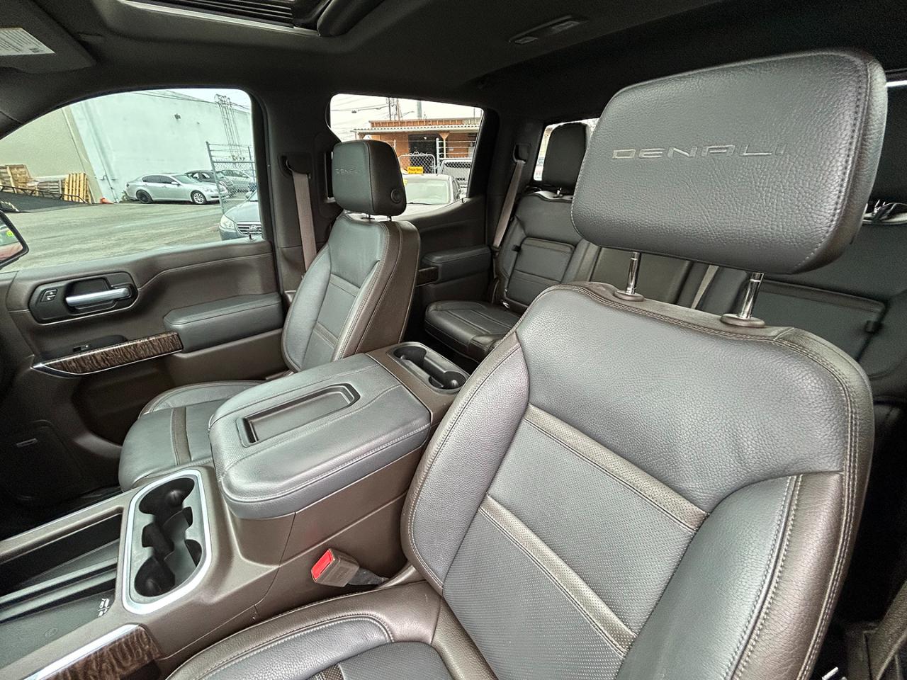 GMC Sierra 1500 4WD Crew Cab 147" Denali 2019
