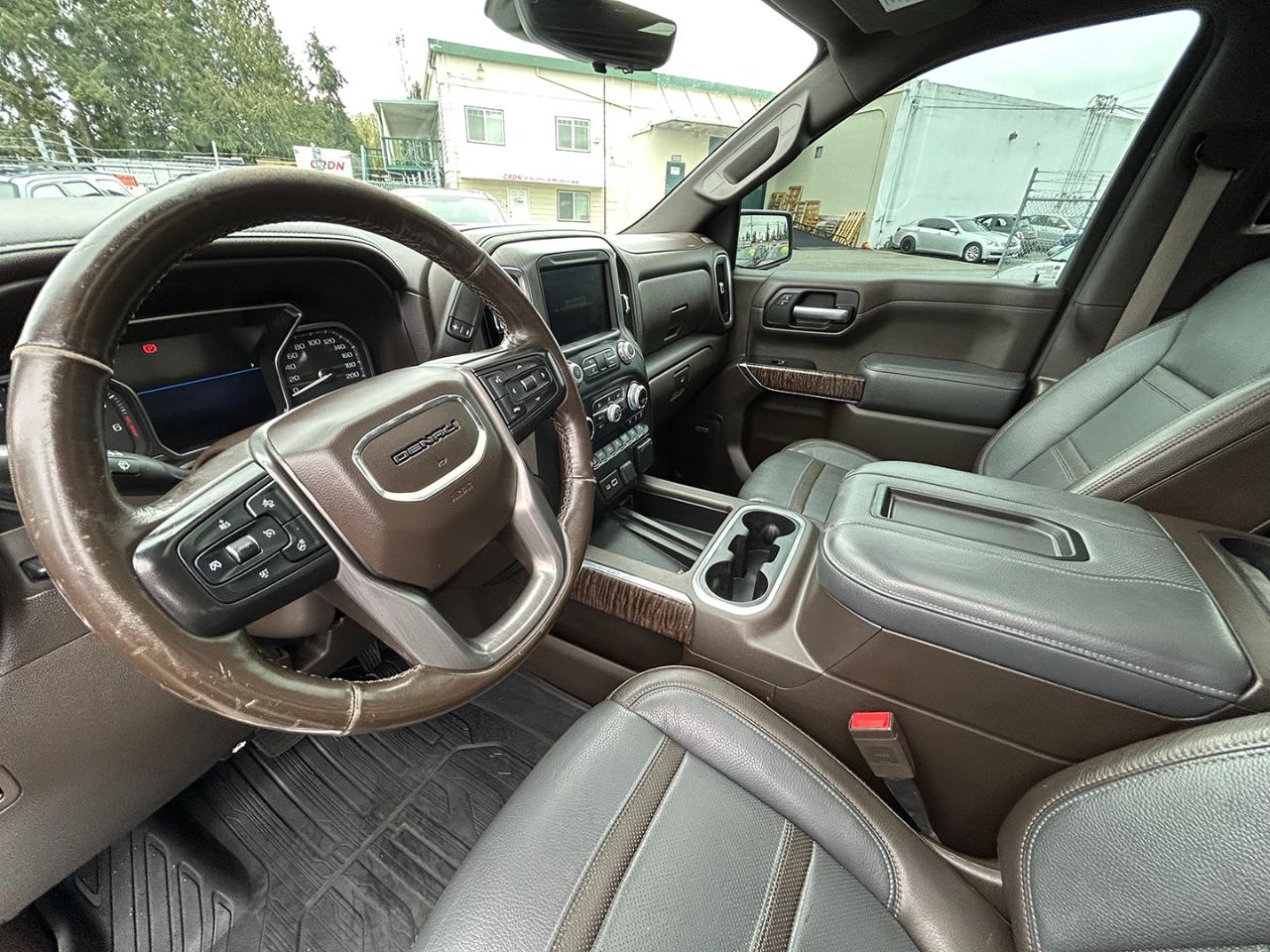 GMC Sierra 1500 4WD Crew Cab 147" Denali 2019