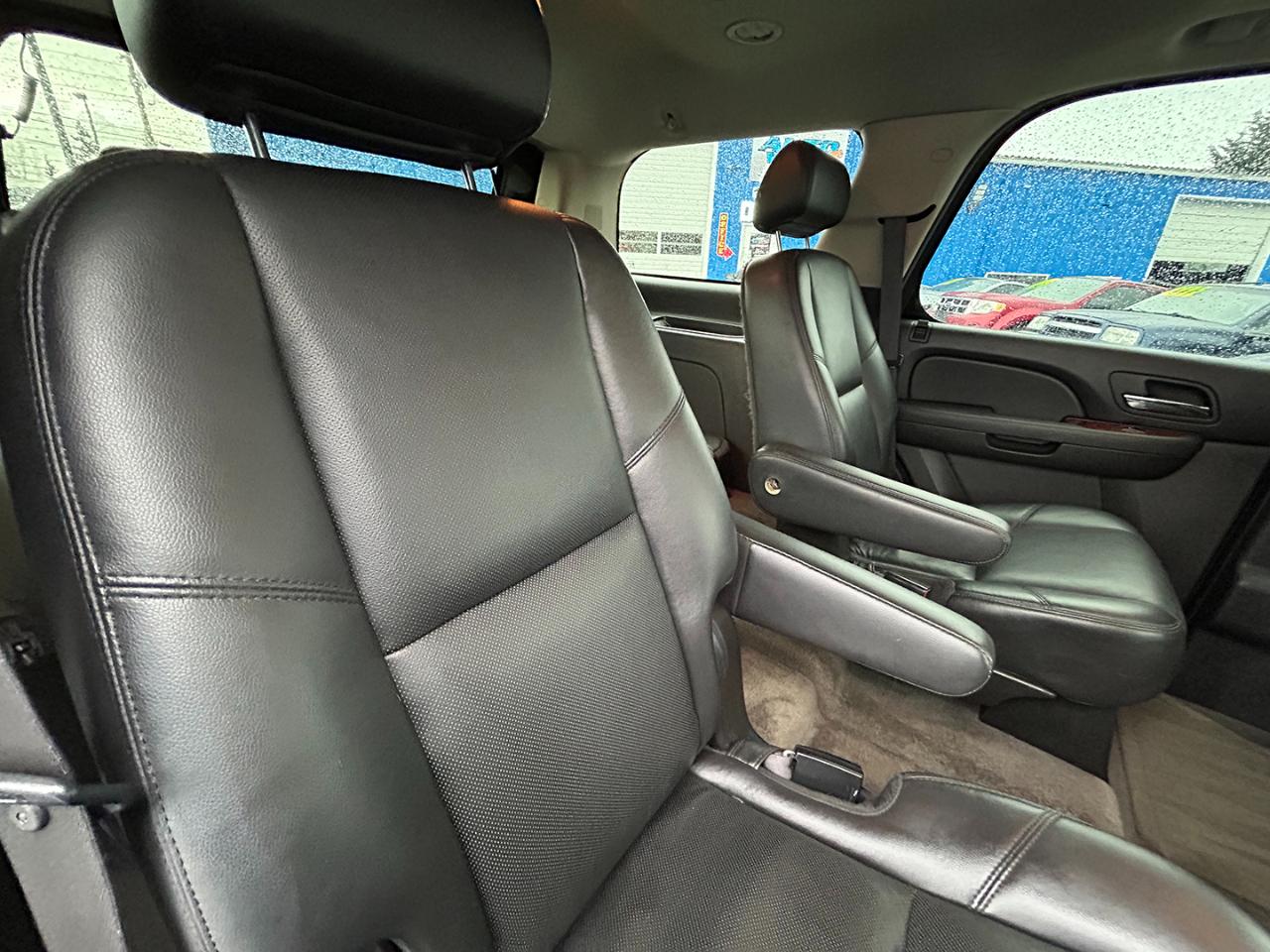 Chevrolet Tahoe 4WD 4dr 1500 LTZ 2010