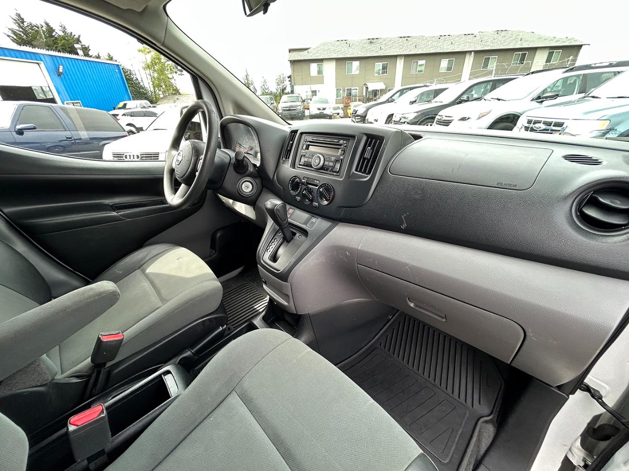 Nissan NV200 I4 SV 2016