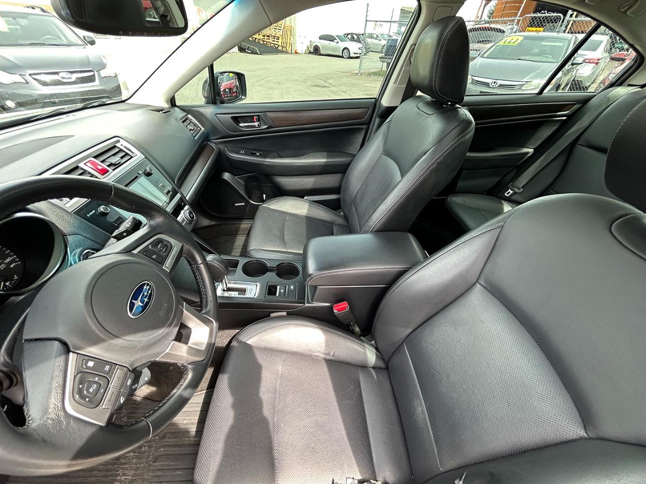 Subaru Legacy 4dr Sdn 2.5i Limited PZEV 2015