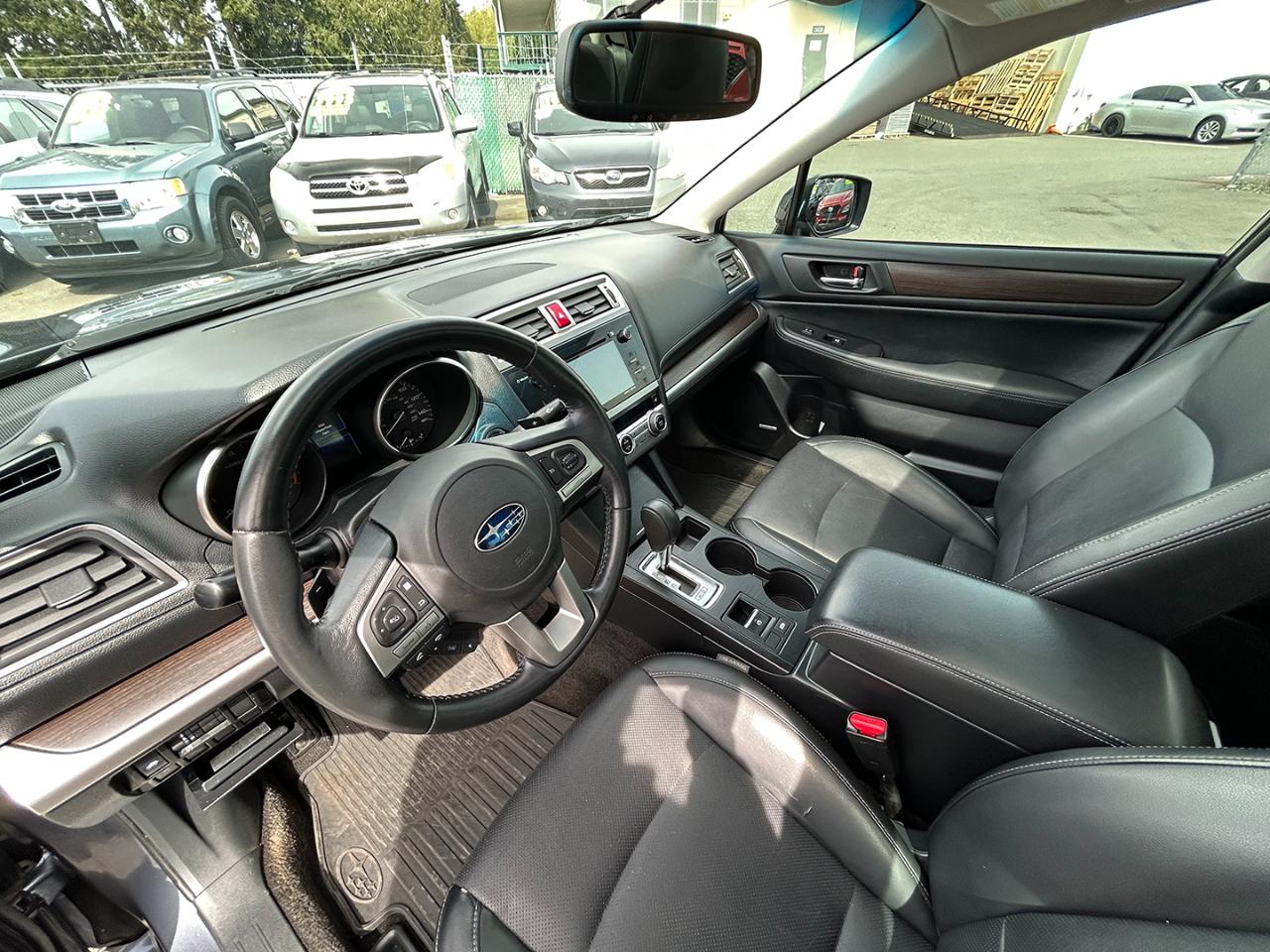 Subaru Legacy 4dr Sdn 2.5i Limited PZEV 2015