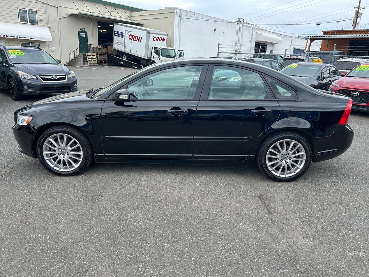 Volvo S40 4dr Sdn Auto FWD 2010