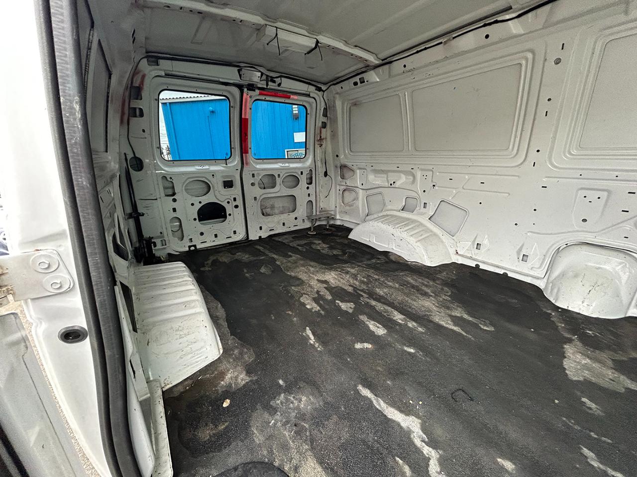 Ford Econoline Cargo Van E-350 Super Duty Recreational 2007