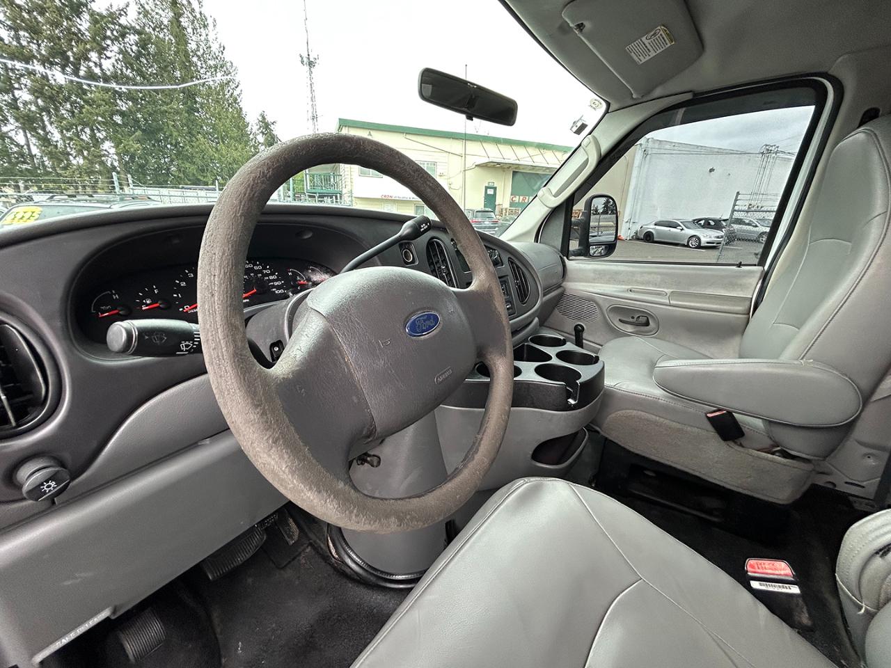 Ford Econoline Cargo Van E-350 Super Duty Recreational 2007