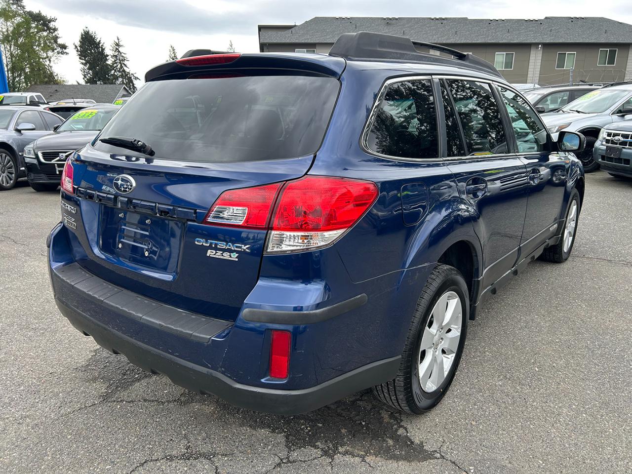 Subaru Outback 4dr Wgn H4 Auto 2.5i Premium All-Weather 2010