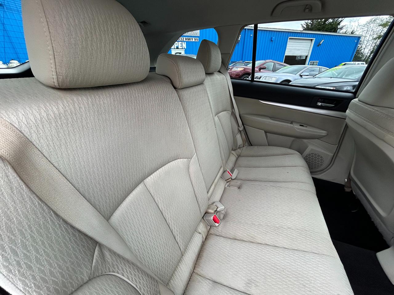 Subaru Outback 4dr Wgn H4 Auto 2.5i Premium All-Weather 2010