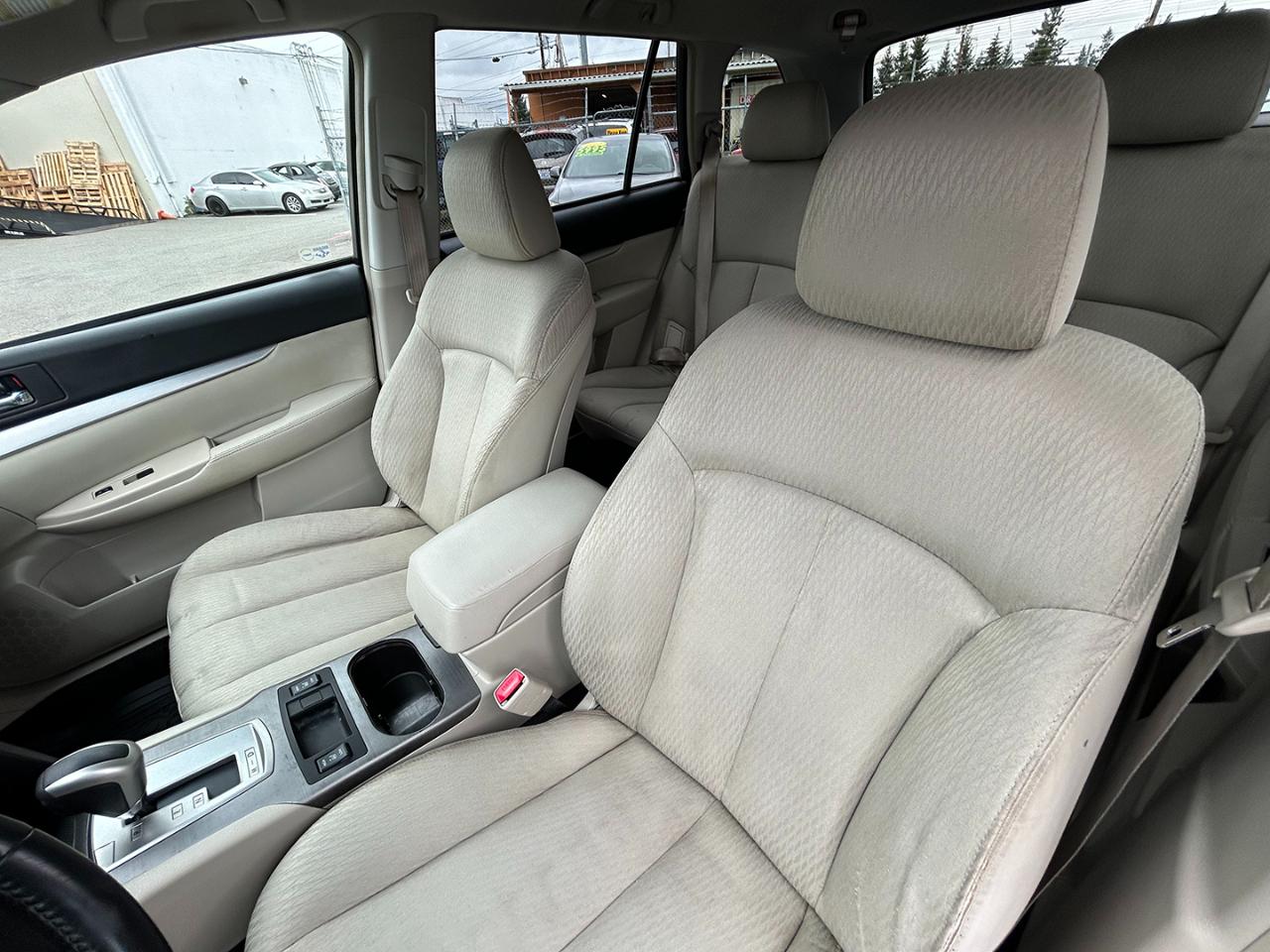 Subaru Outback 4dr Wgn H4 Auto 2.5i Premium All-Weather 2010