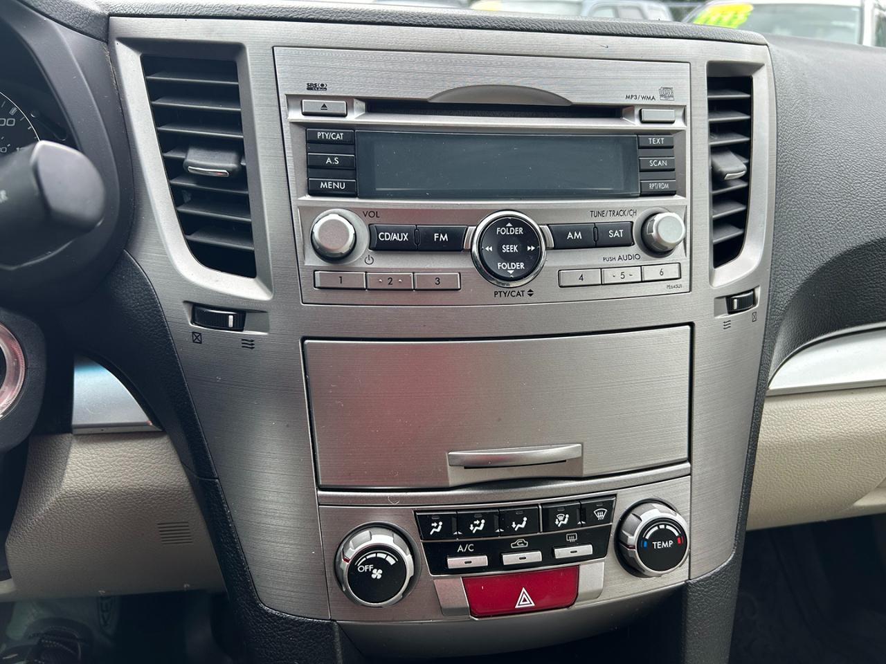 Subaru Outback 4dr Wgn H4 Auto 2.5i Premium All-Weather 2010