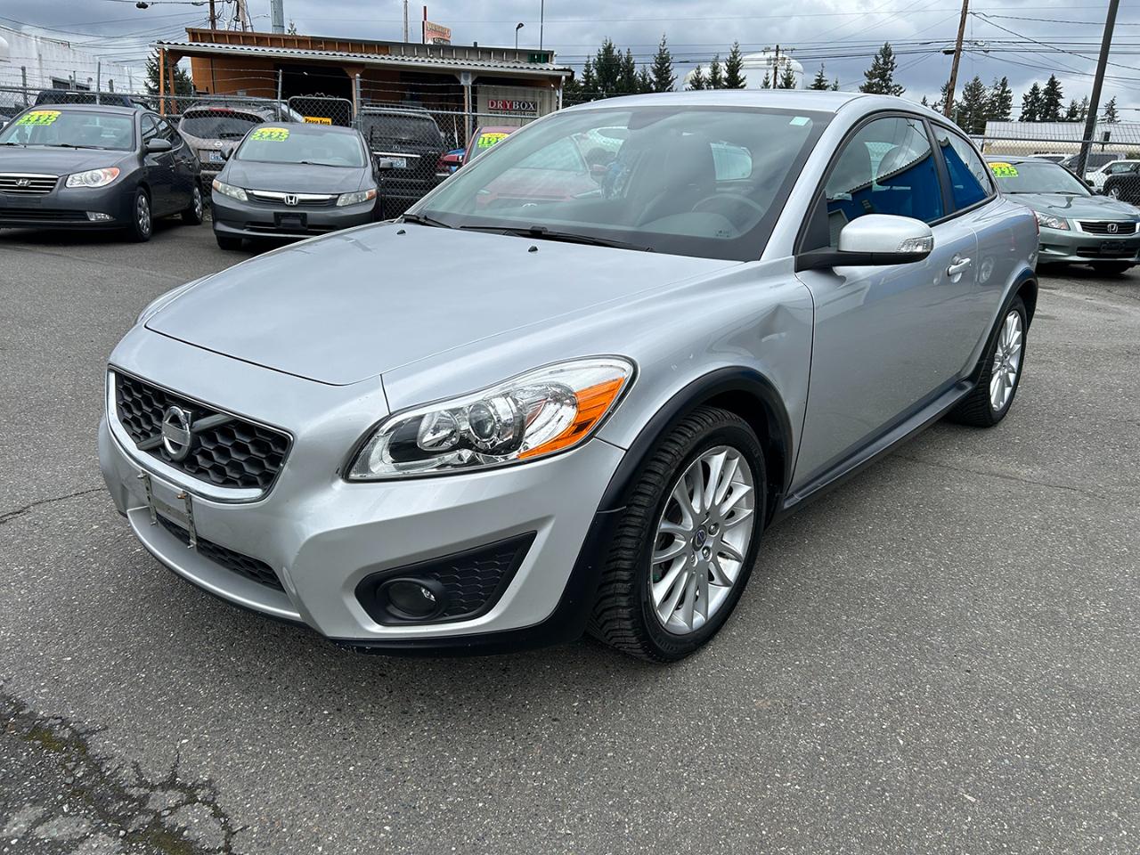 Volvo C30 2dr Cpe Auto w/Moonroof 2011