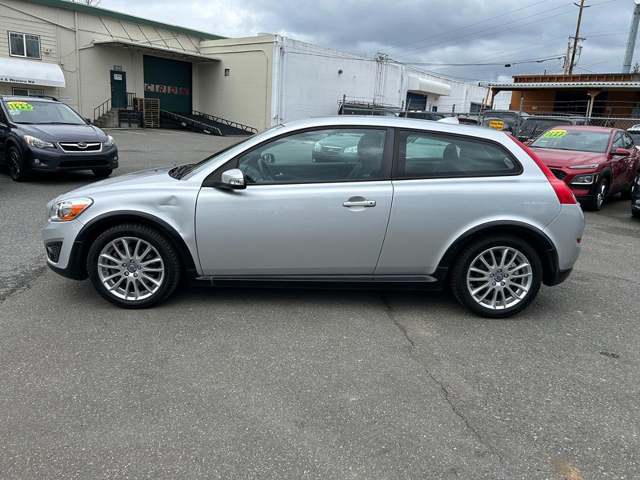 Volvo C30 2dr Cpe Auto w/Moonroof 2011