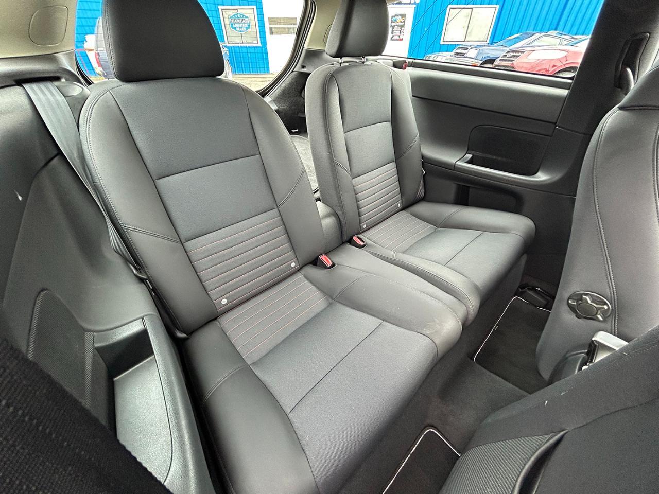 Volvo C30 2dr Cpe Auto w/Moonroof 2011