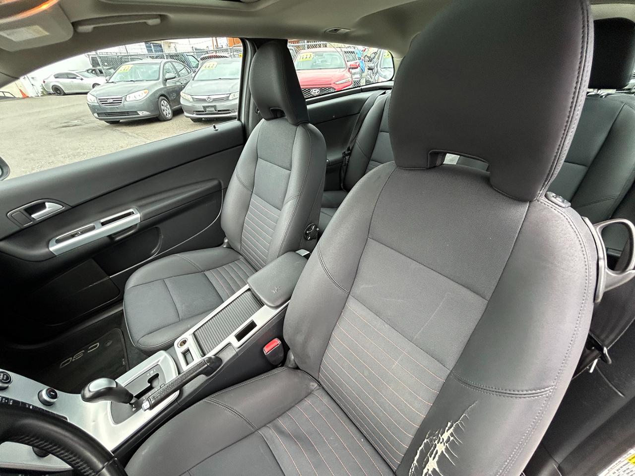 Volvo C30 2dr Cpe Auto w/Moonroof 2011