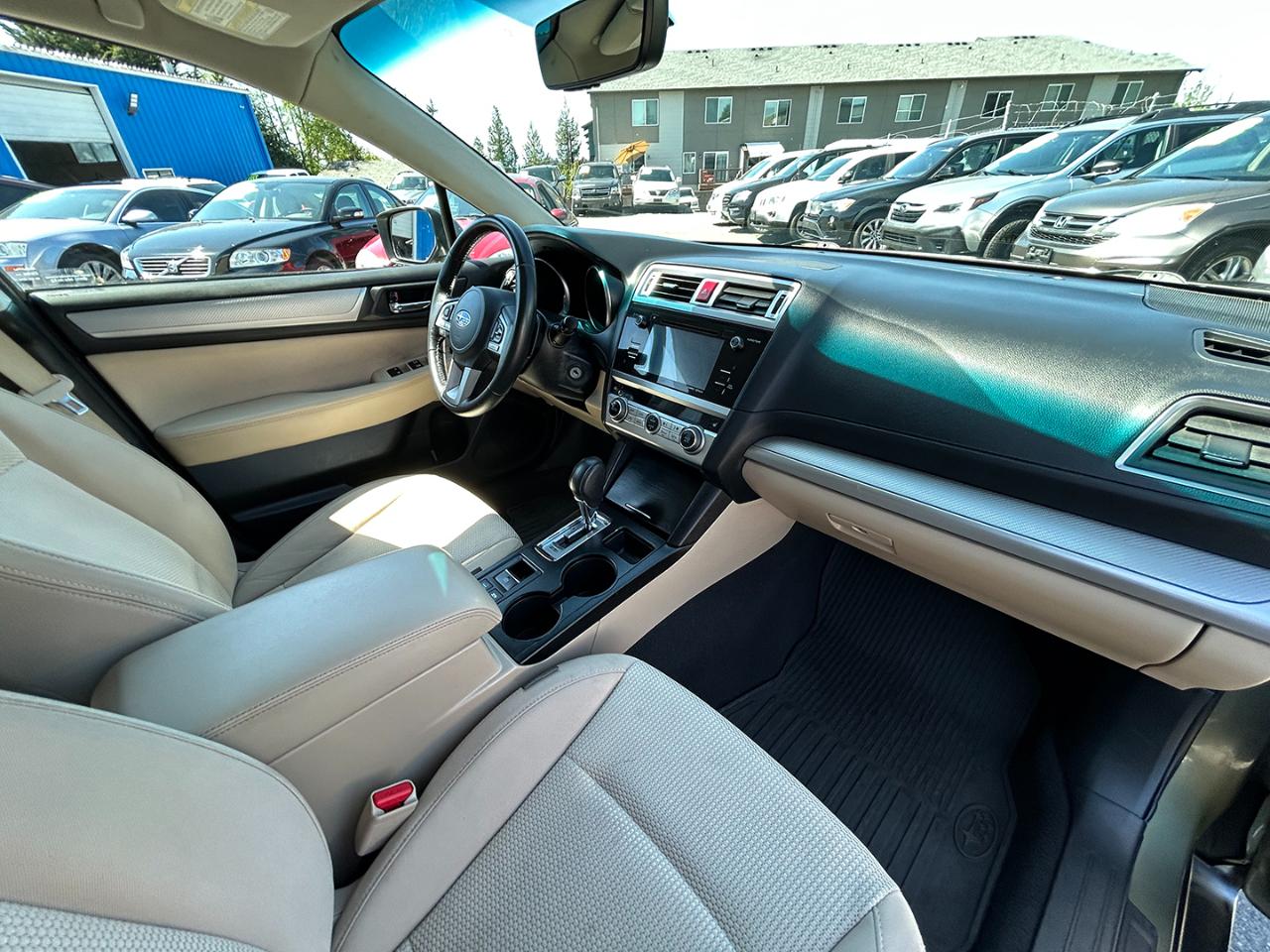 Subaru Outback 2.5i Premium 2017