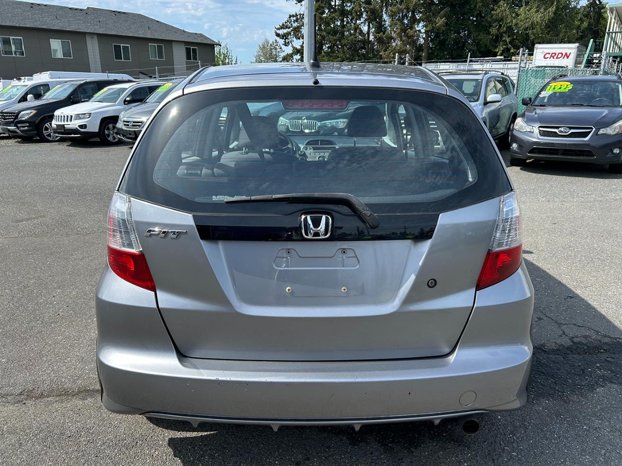 Honda Fit 5dr HB Auto 2010