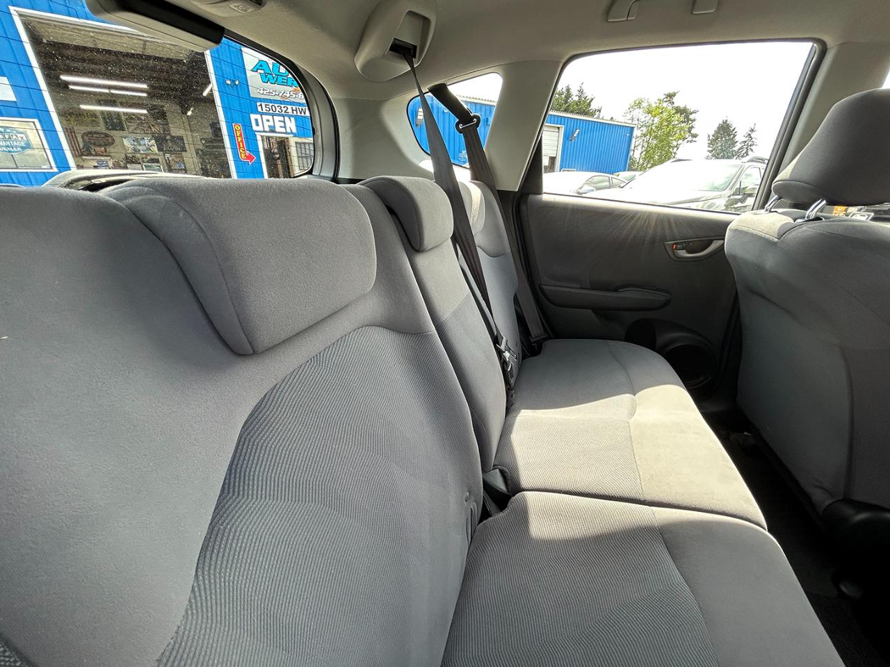 Honda Fit 5dr HB Auto 2010