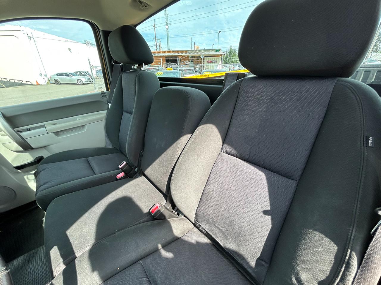 GMC Sierra 1500 2WD Reg Cab 133.0" Work Truck 2011