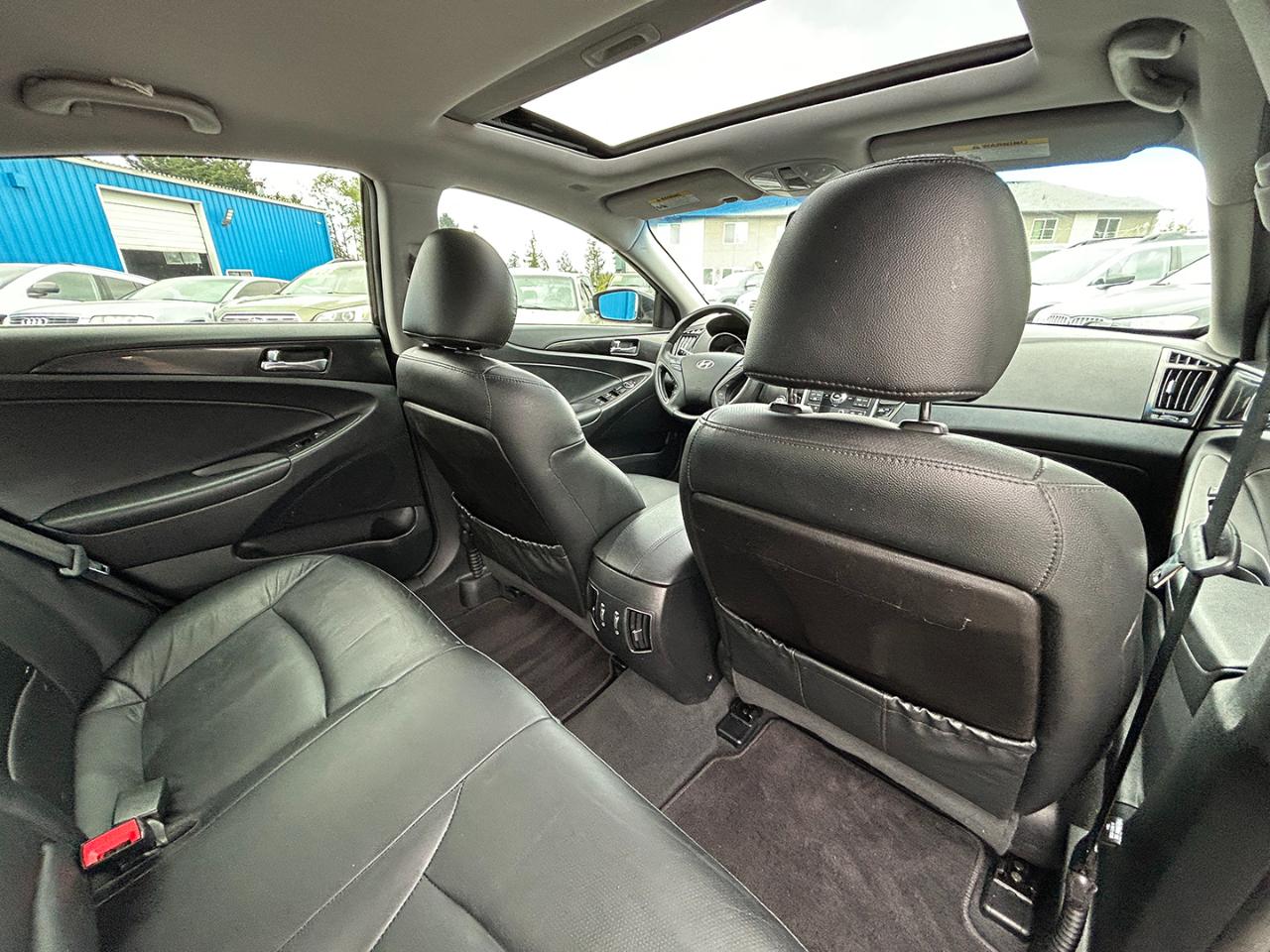 Hyundai Sonata 4dr Sdn 2.4L Auto Ltd PZEV 2011