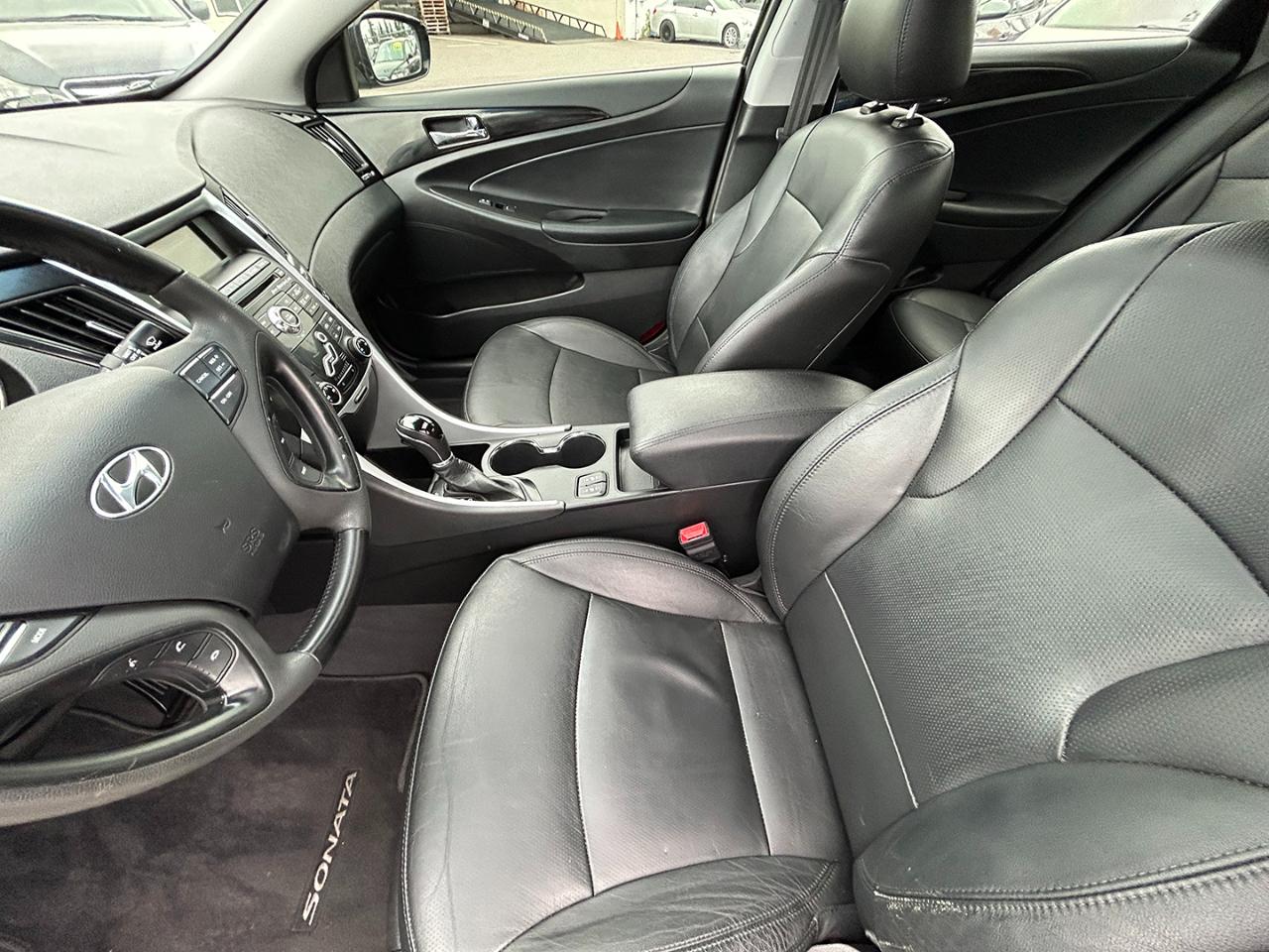 Hyundai Sonata 4dr Sdn 2.4L Auto Ltd PZEV 2011