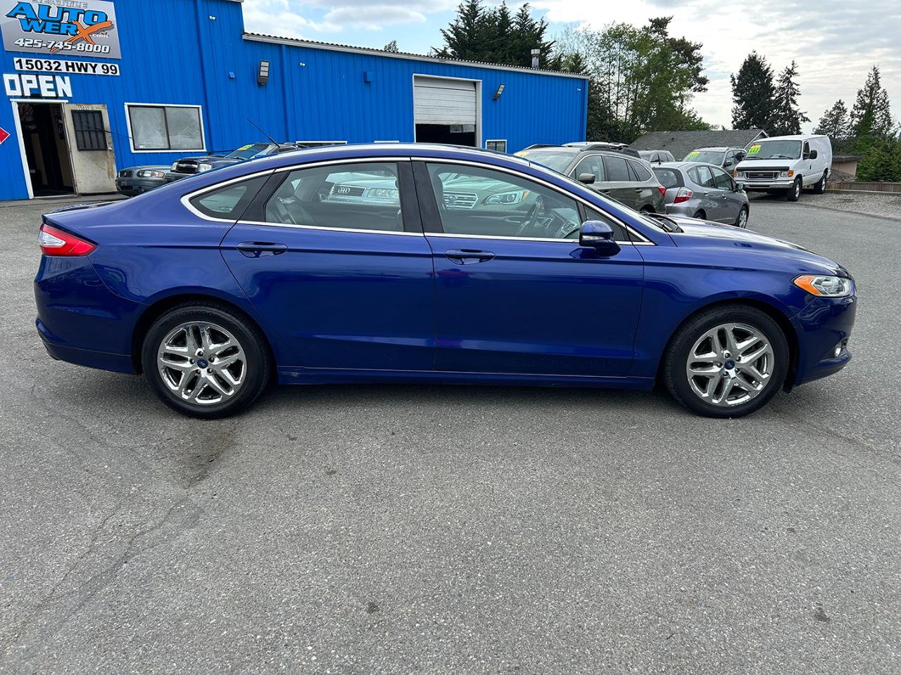 Ford Fusion 4dr Sdn SE FWD 2014