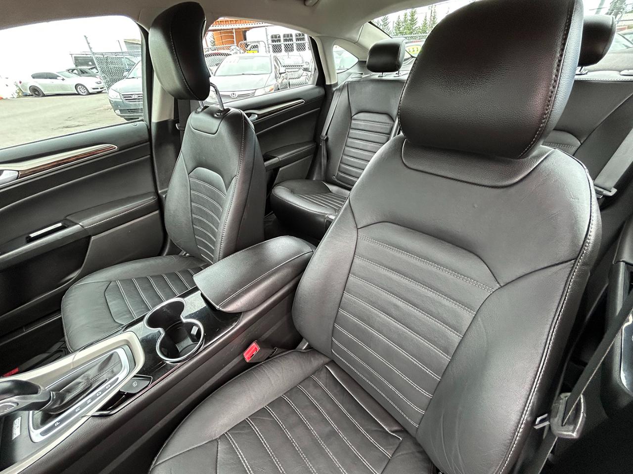 Ford Fusion 4dr Sdn SE FWD 2014
