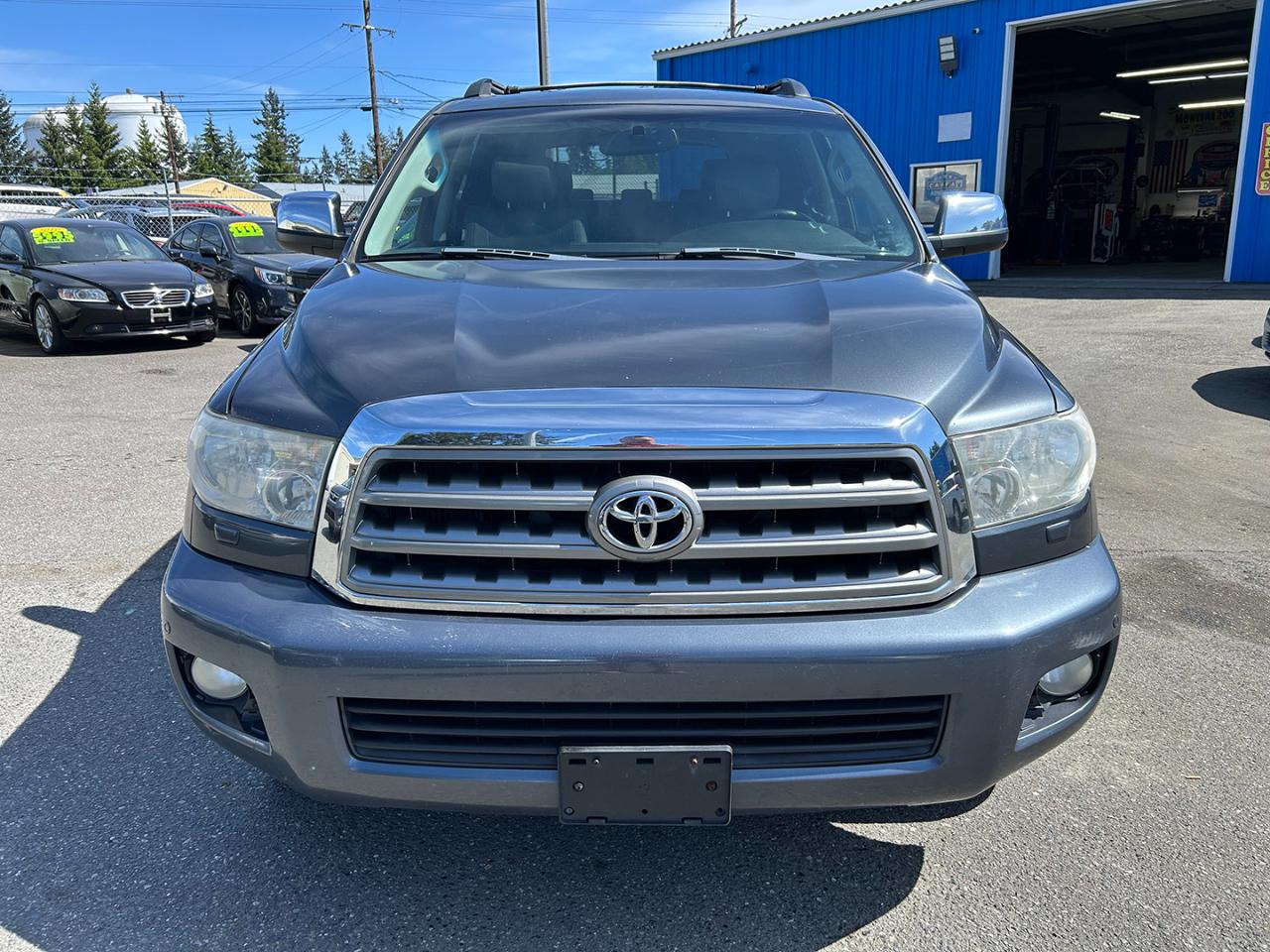 Toyota Sequoia 4WD 4dr LV8 6-Spd AT Platinum (Natl) 2008