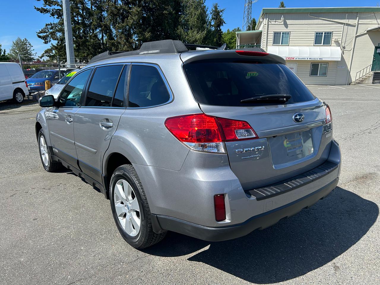 Subaru Outback 4dr Wgn H4 Auto 2.5i Limited Pwr Moon 2011