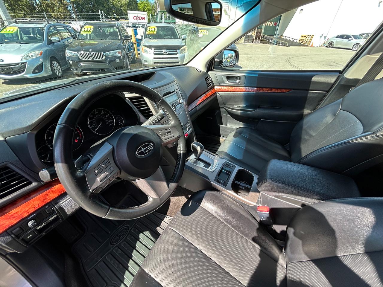 Subaru Outback 4dr Wgn H4 Auto 2.5i Limited Pwr Moon 2011
