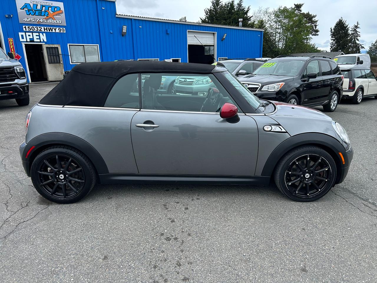 MINI Cooper Convertible 2dr S 2010