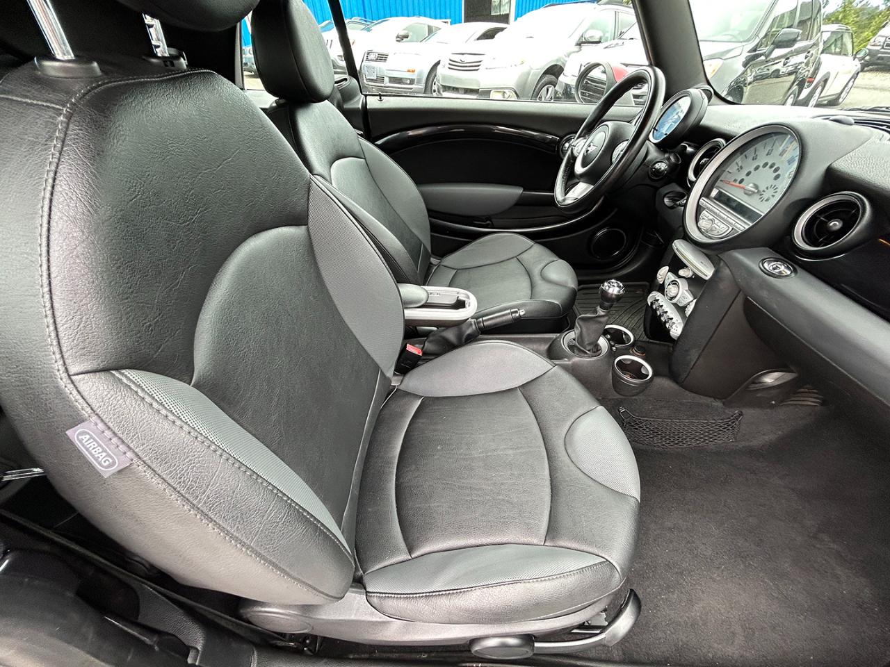 MINI Cooper Convertible 2dr S 2010