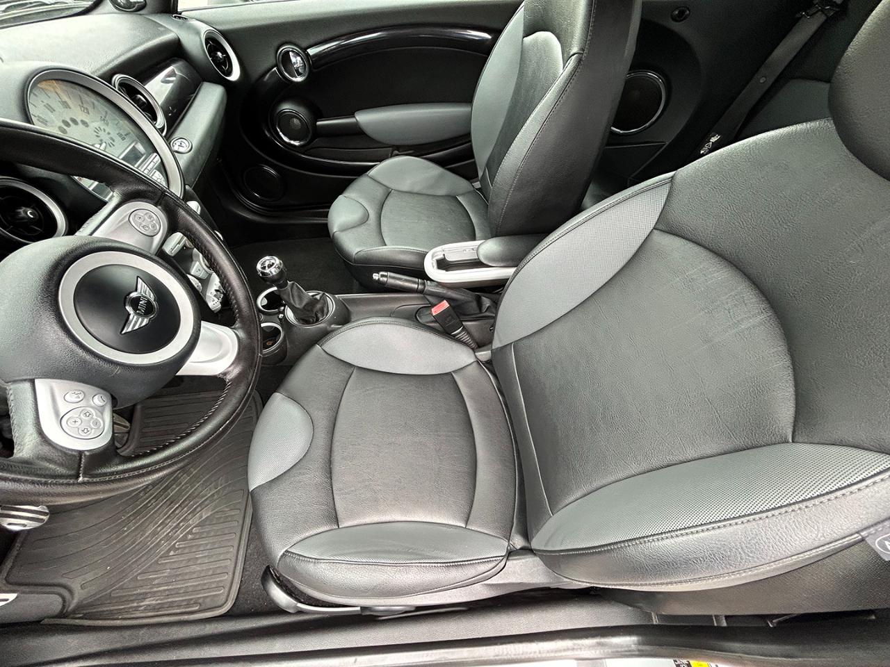 MINI Cooper Convertible 2dr S 2010